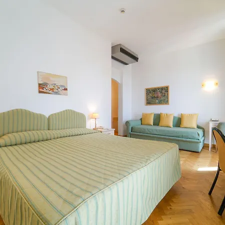 Otel Hg Cappelli 3*